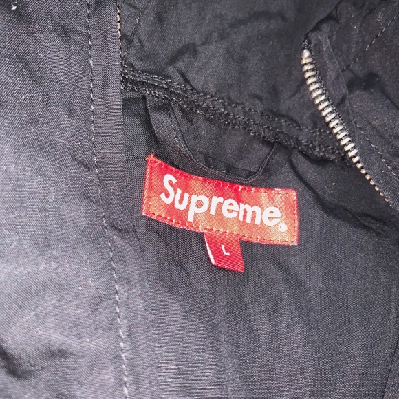 Supreme hooded raglan - Picture 3 of 7